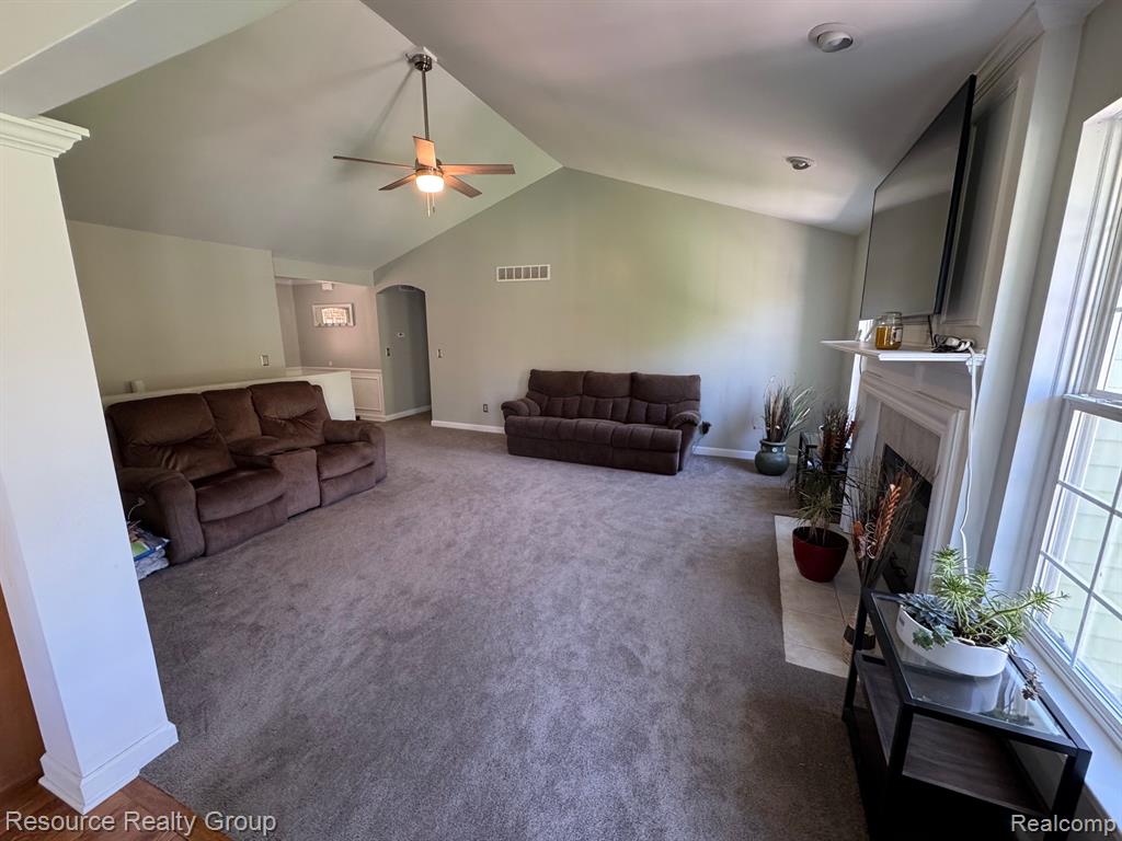 21788 CELESTIAL Circle, Pinckney, MI 48169 — Photo 5