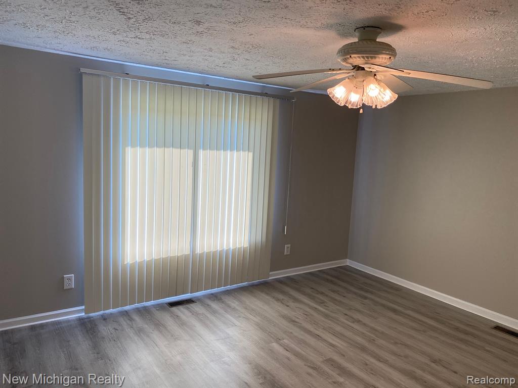 4791 ADMIRAL Drive, Sterling Heights, MI 48310 — Photo 18