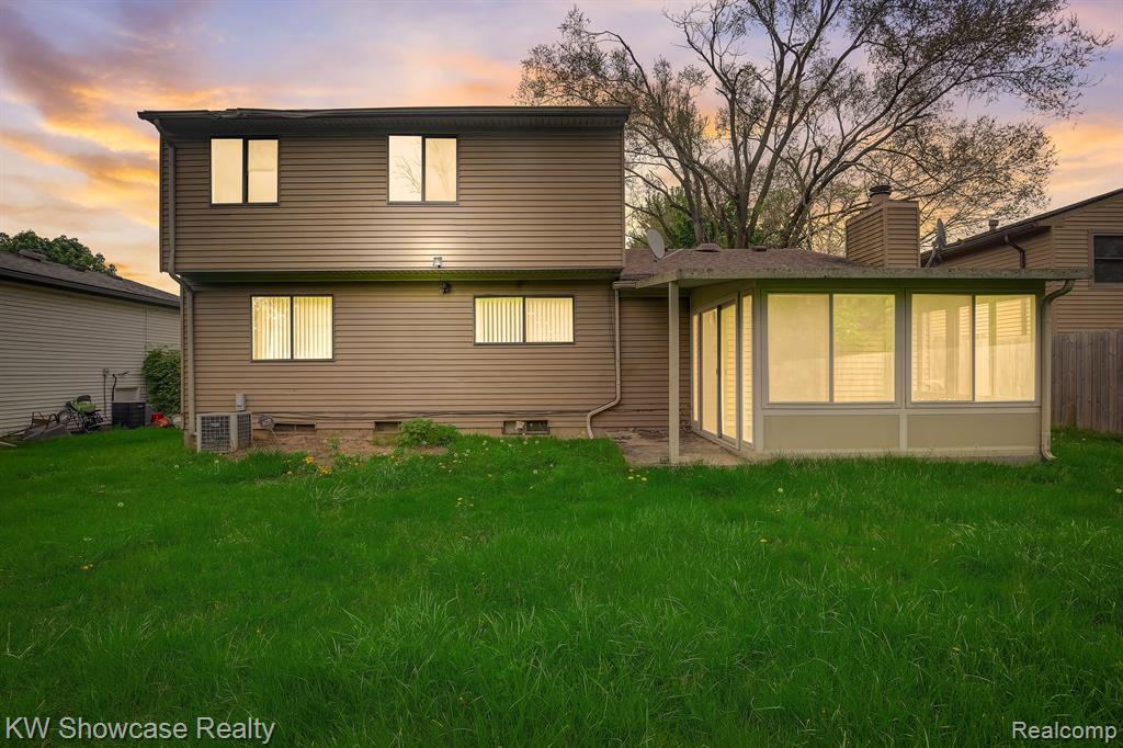 1365 RUE DEAUVILLE Boulevard, Ypsilanti, MI 48198 — Photo 2