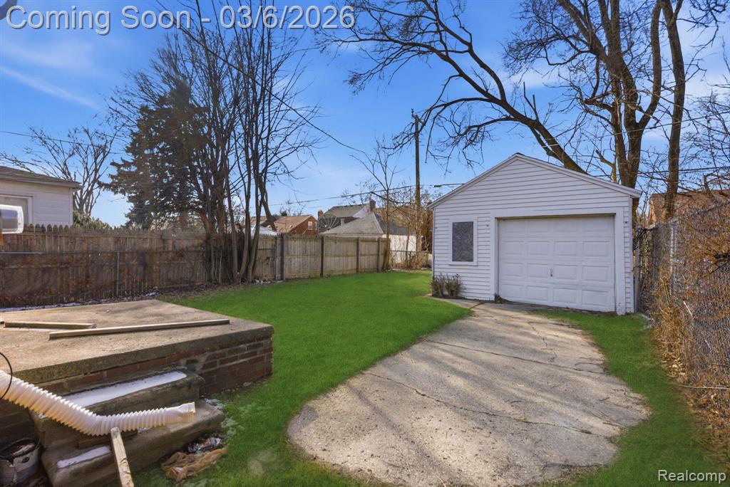 10947 Roxbury Street, Detroit, MI 48224 — Photo 30