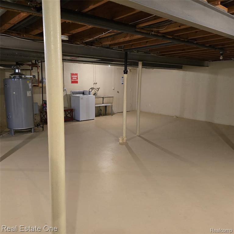 770 E Fox Hills Drive W, Bloomfield Hills, MI 48304 — Photo 32