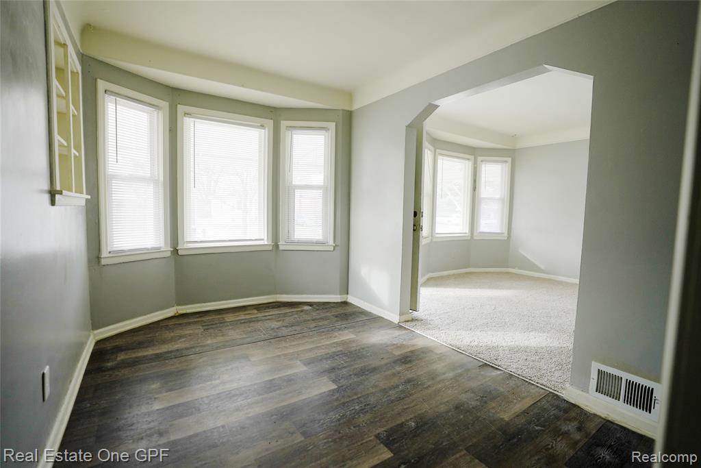 7702 Patton Street, Detroit, MI 48228 — Photo 12
