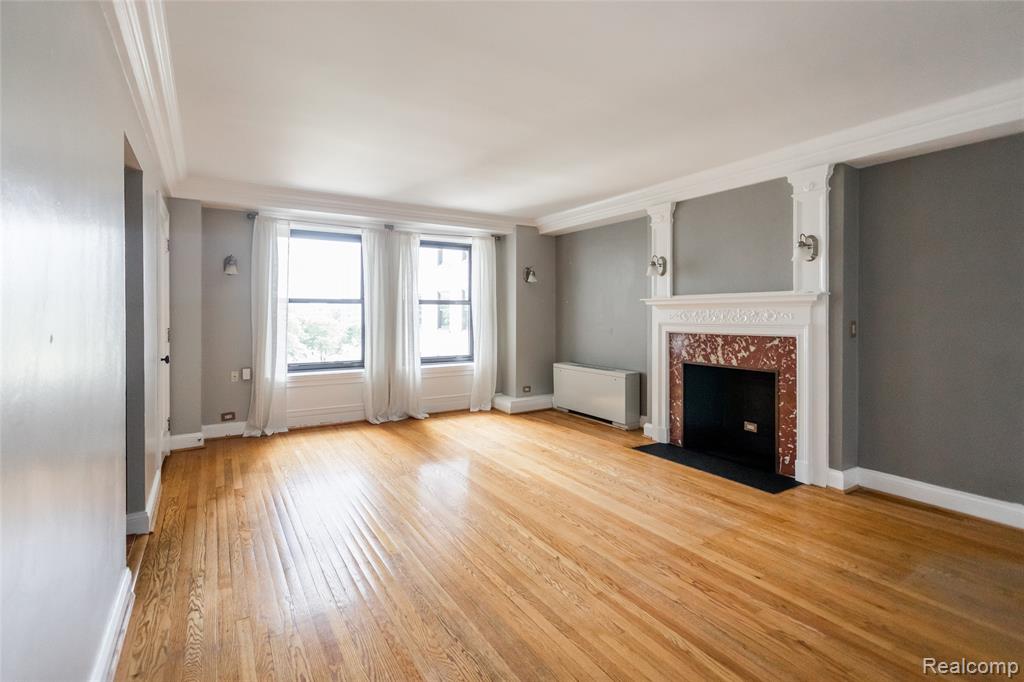 15 E Kirby, Detroit, MI 48202 — Photo 2