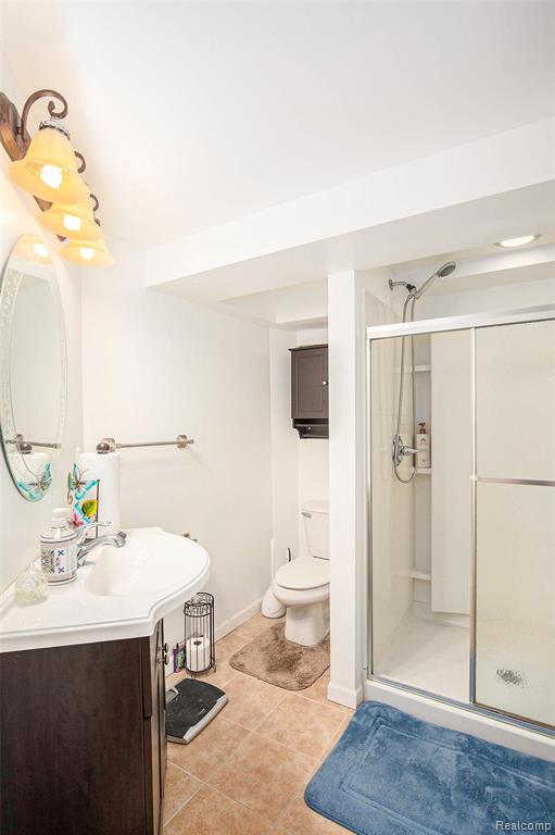 5045 Sandalwood Drive, Grand Blanc, MI 48439 — Photo 20