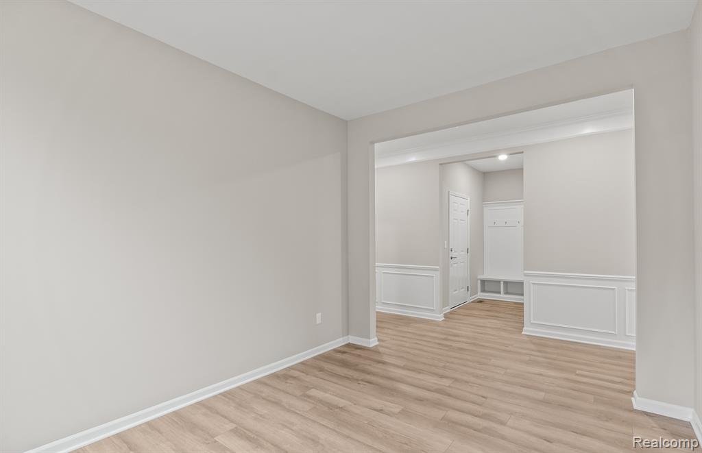 16104 Conifer Lane, Clinton Twp, MI 48038 — Photo 16
