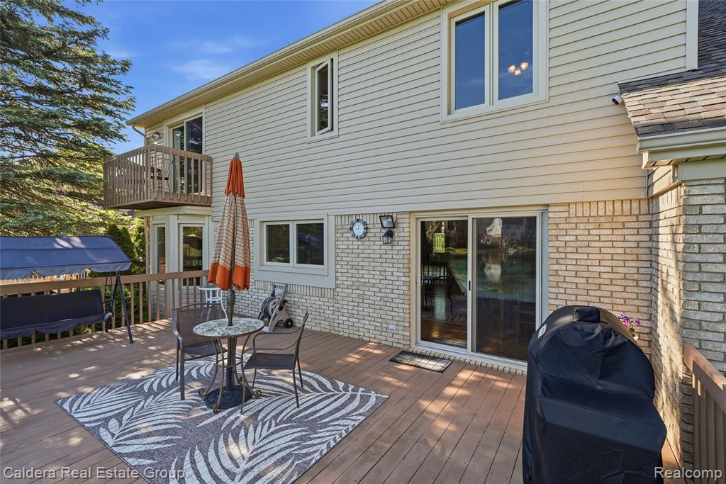 8915 Chestnut Run Drive, Utica, MI 48317 — Photo 45