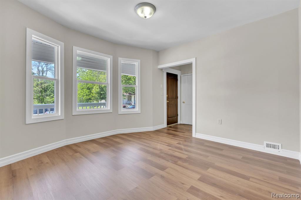 4050 Lillibridge Street, Detroit, MI 48214 — Photo 9