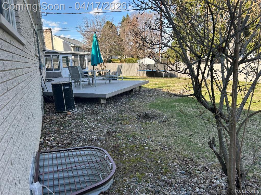 5134 Saint Richard Drive, Utica, MI 48316 — Photo 36