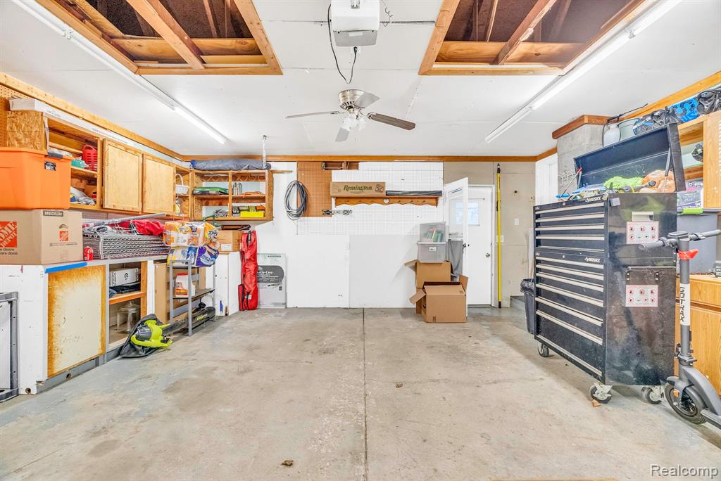 310 AIRPORT Drive, Holly, MI 48442 — Photo 31