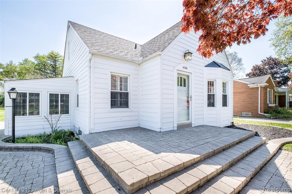 11700 Farley, Redford, MI 48239 — Photo 6