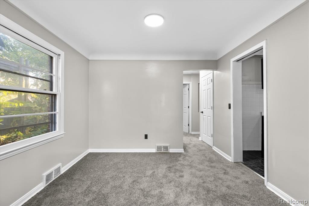 11856 Kilbourne Street, Detroit, MI 48213 — Photo 7