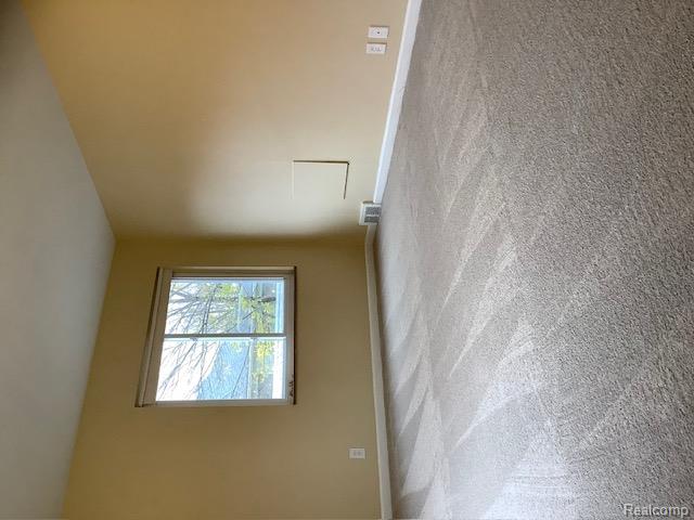734 Harcourt Road, Grosse Pointe Park, MI 48230 — Photo 16