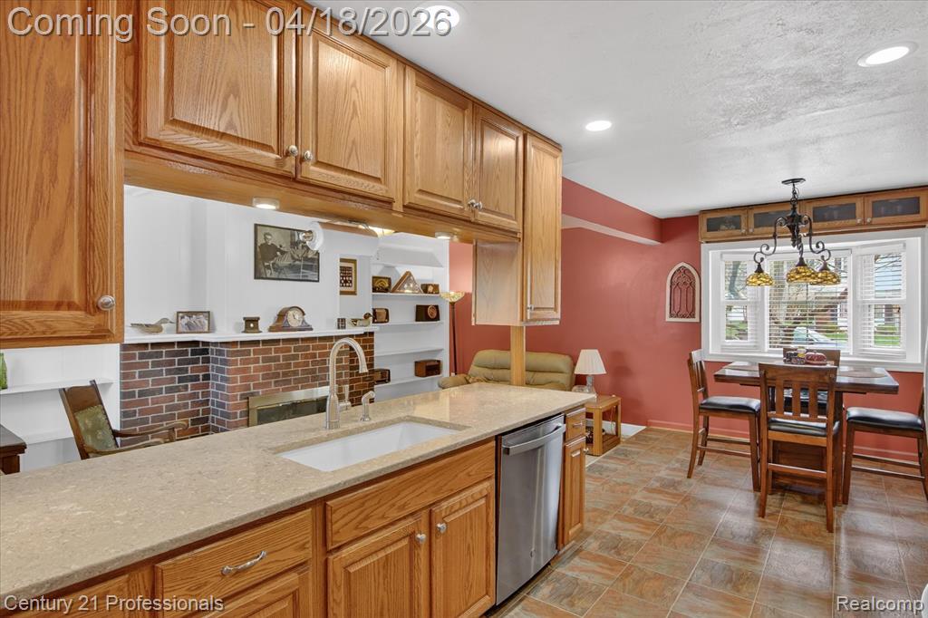 9343 Caprice Drive, Plymouth, MI 48170 — Photo 15