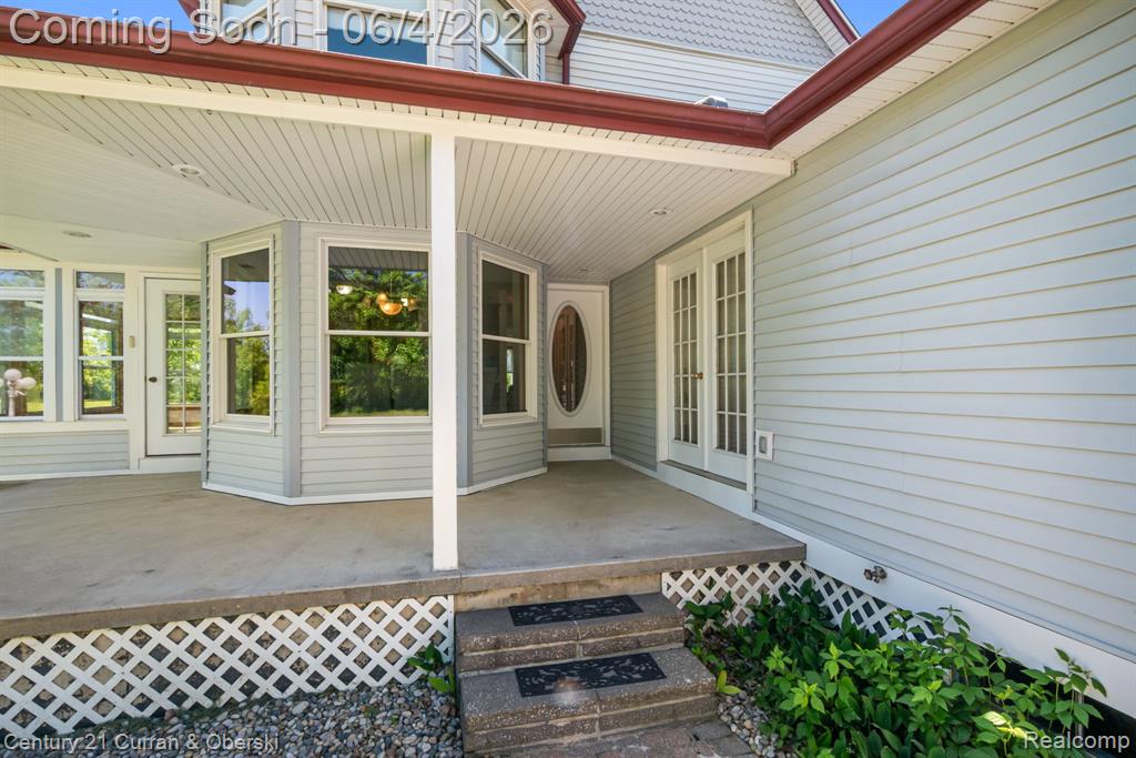 53375 Martha Lane, Northville, MI 48167 — Photo 8