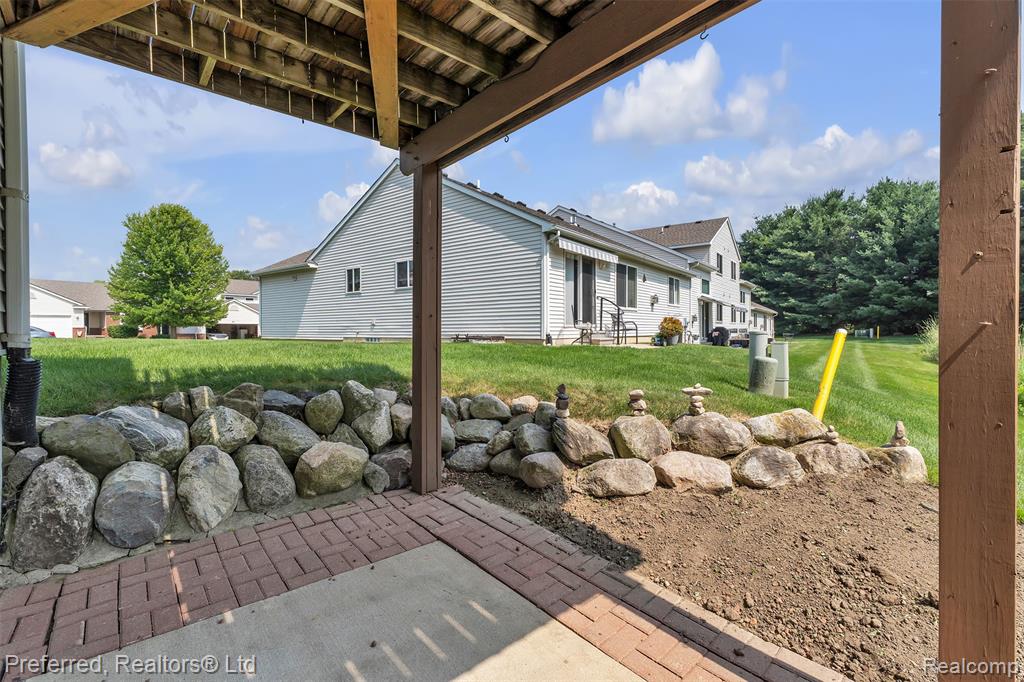 77 Sedum, Howell, MI 48843 — Photo 51