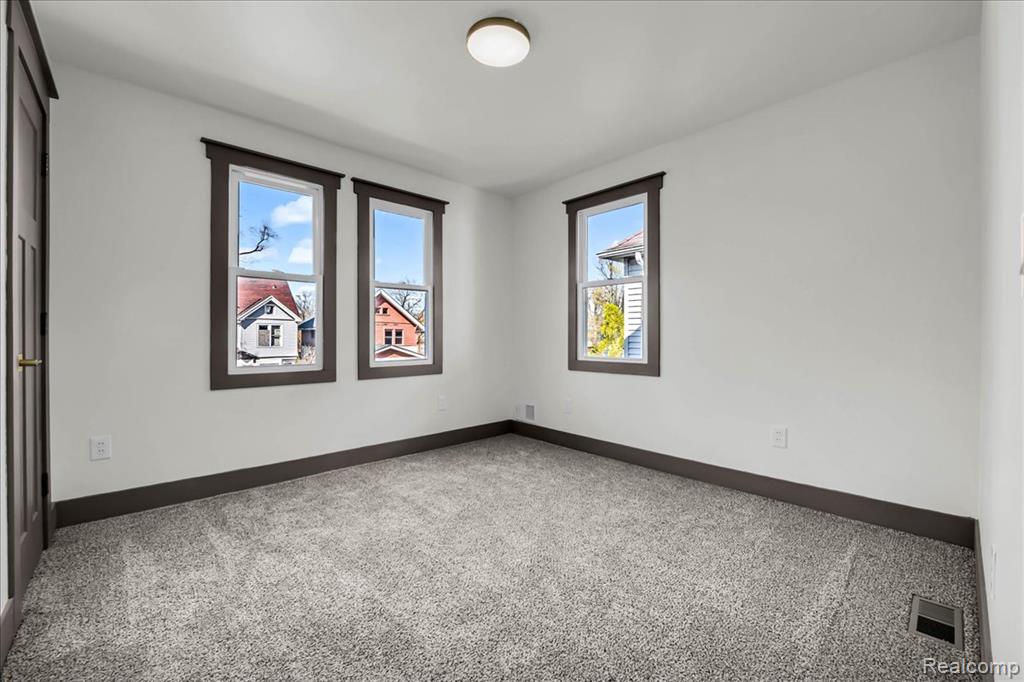 2954 Helen Street, Detroit, MI 48207 — Photo 41