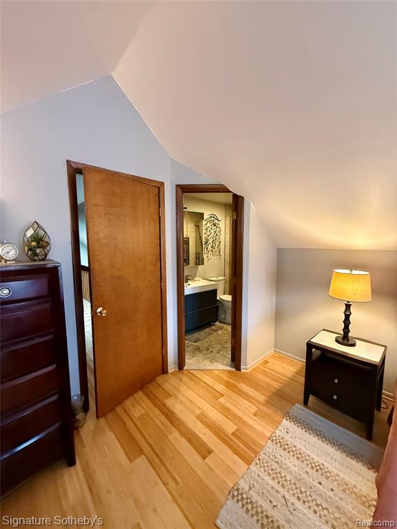 4945 Whitlow Court, Commerce Twp, MI 48382 — Photo 24