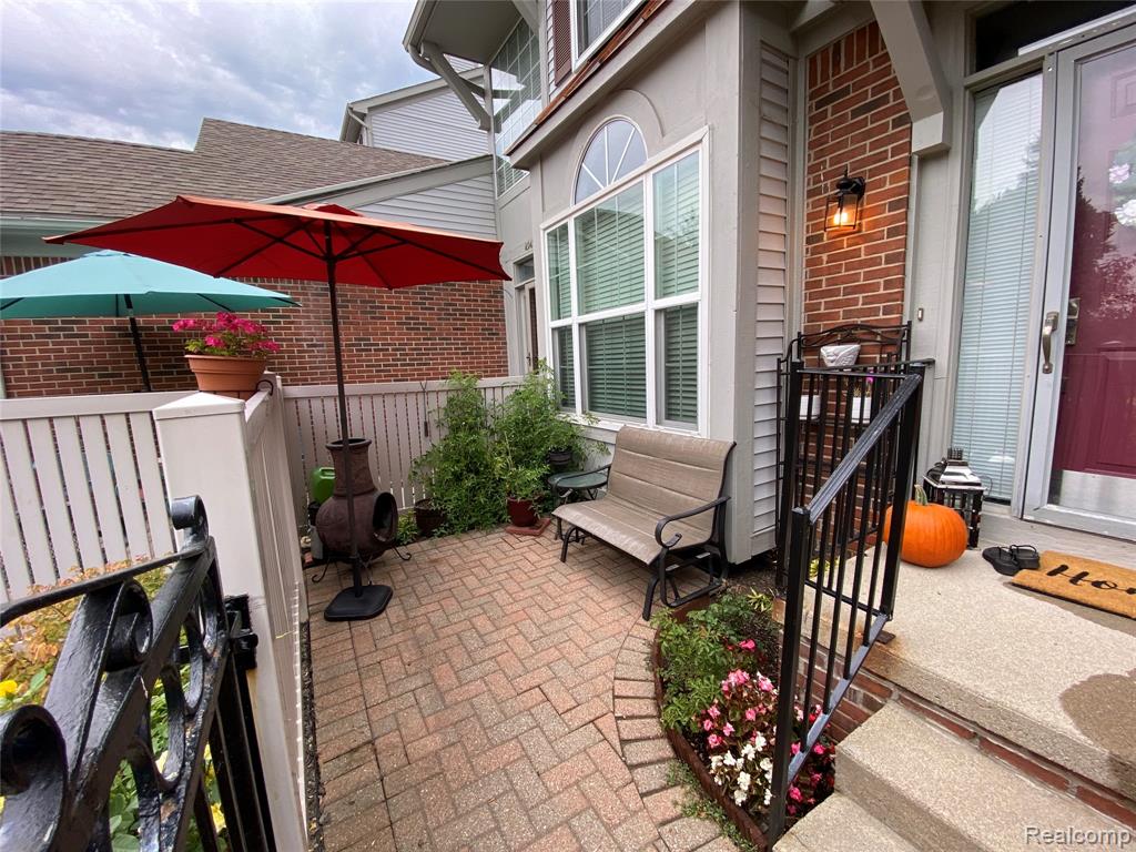 49435 Plymouth Way, Plymouth, MI 48170 — Photo 25
