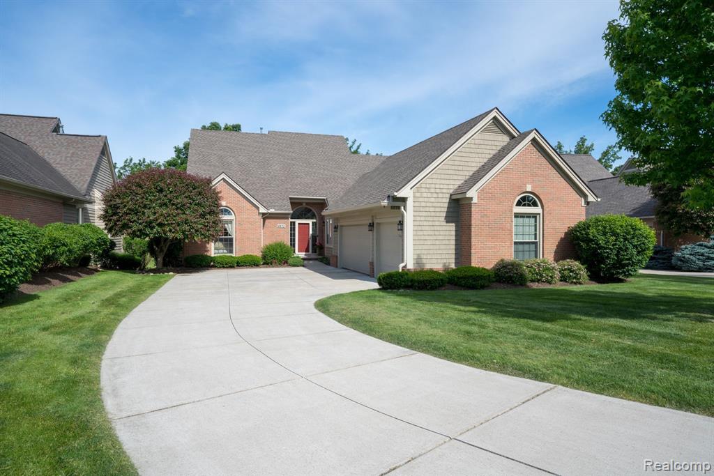 4870 DORAL Drive, Ann Arbor, MI 48108 — Photo 3