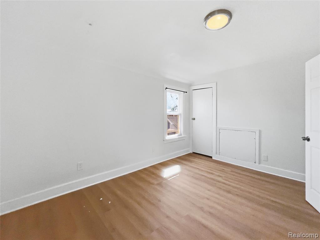 41 W George Avenue, Hazel Park, MI 48030 — Photo 30