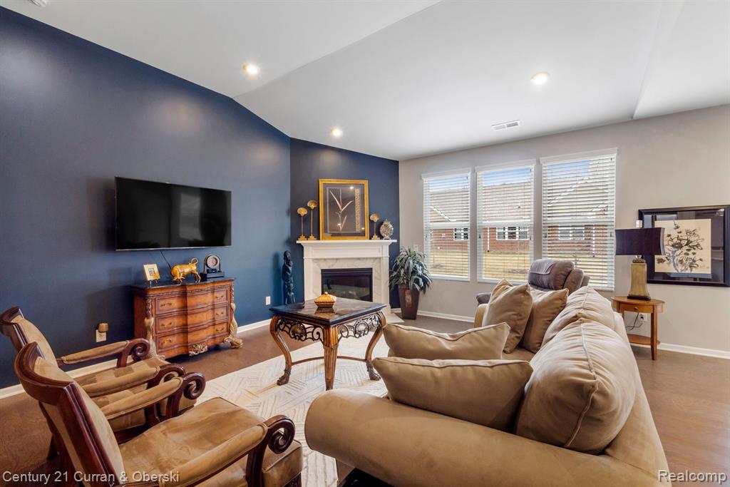 48756 ROCKVIEW Road, Novi, MI — Photo 8