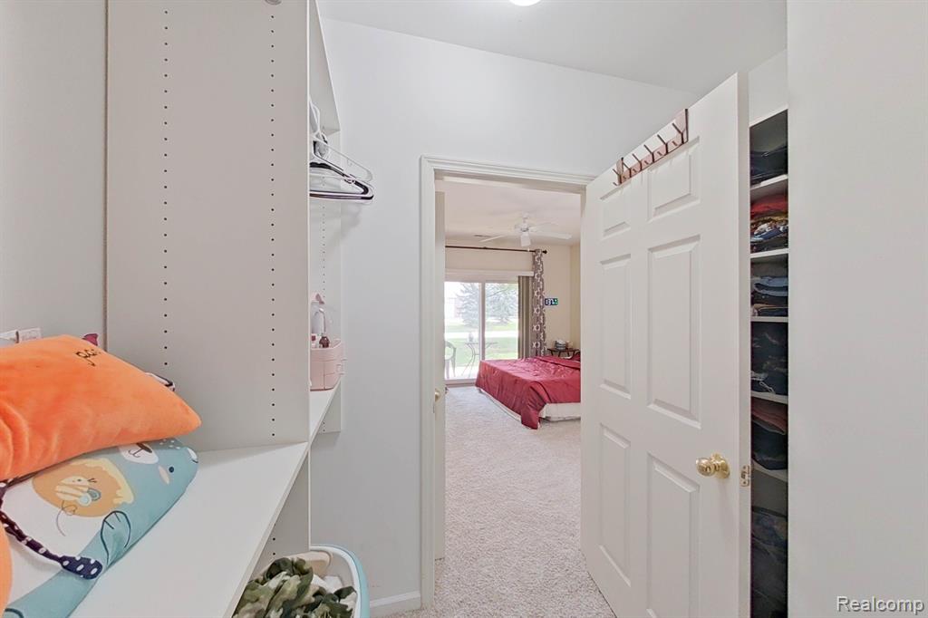 27104 CHESAPEAKE Circle, Walled Lake, MI 48390 — Photo 27