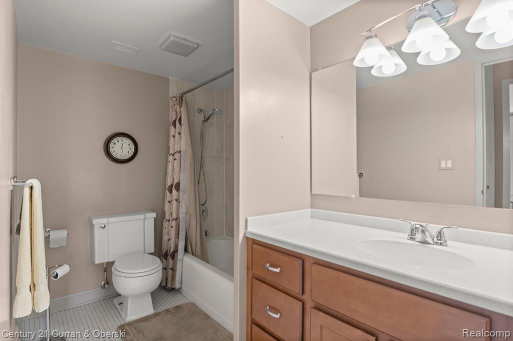 22700 GARRISON Street, 502, Dearborn, MI 48124 — Photo 24