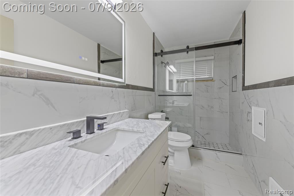 7218 Superior, Center Line, MI 48015 — Photo 23