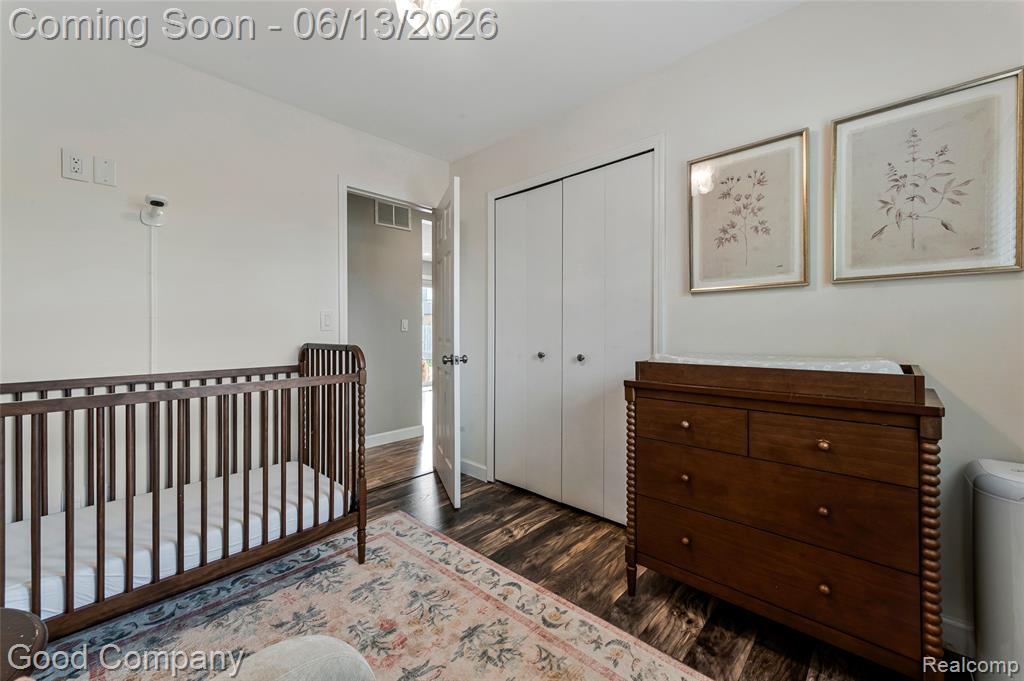 18489 Matthew Drive, Clinton Twp, MI 48035 — Photo 16