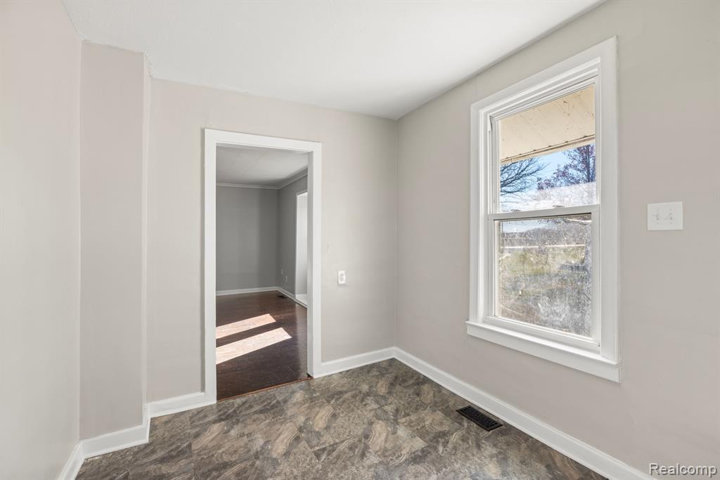 63575 North Avenue, Ray, MI — Photo 11
