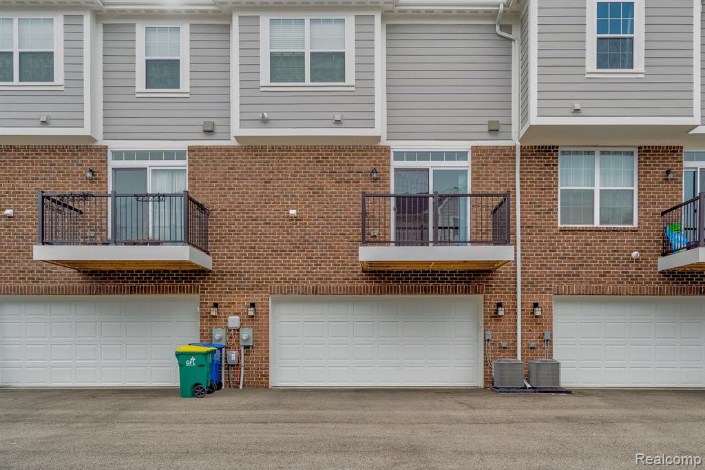 49791 LANTERN Way, Canton, MI 48188 — Photo 31