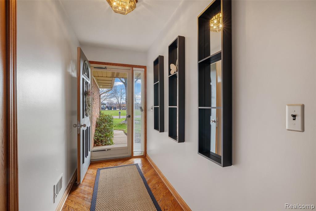 46405 Oaklawn Street, Macomb, MI 48042 — Photo 3