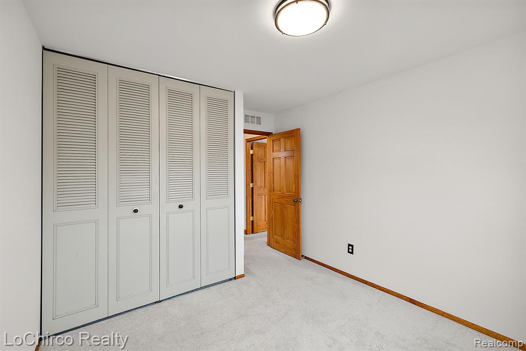 470 BALDWIN Avenue, Rochester, MI 48307 — Photo 19