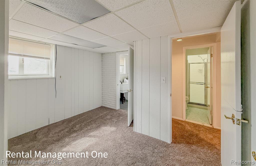 5604 HAYMEADOW Drive, West Bloomfield, MI — Photo 25