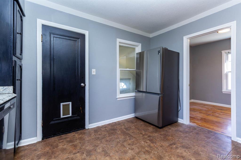 7481 Gerald Avenue, Warren, MI 48092 — Photo 13