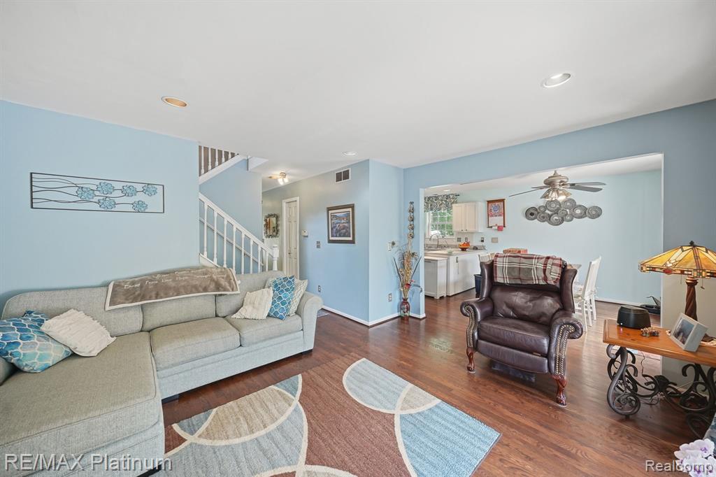 1321 Glen Oak Drive, Holly, MI 48442 — Photo 13