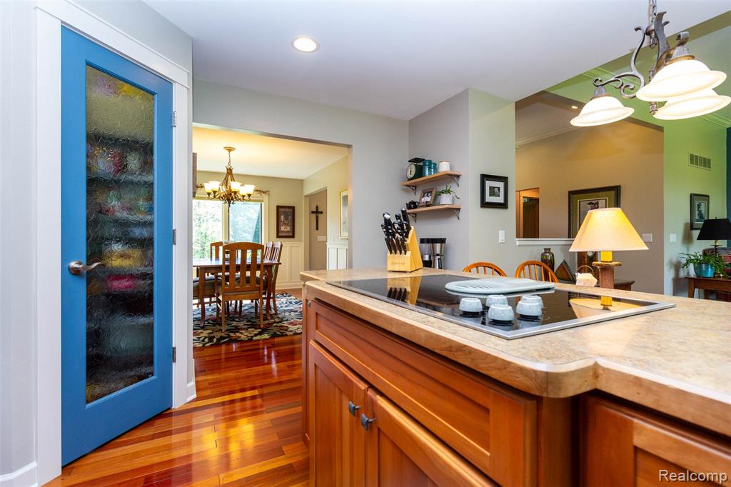9887 Hadley Road, Clawson, MI 48348 — Photo 13