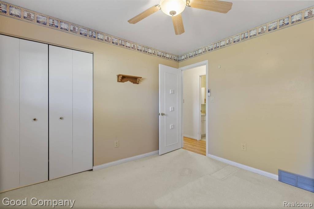 48164 MALLARD Drive, Chesterfield, MI 48047 — Photo 18
