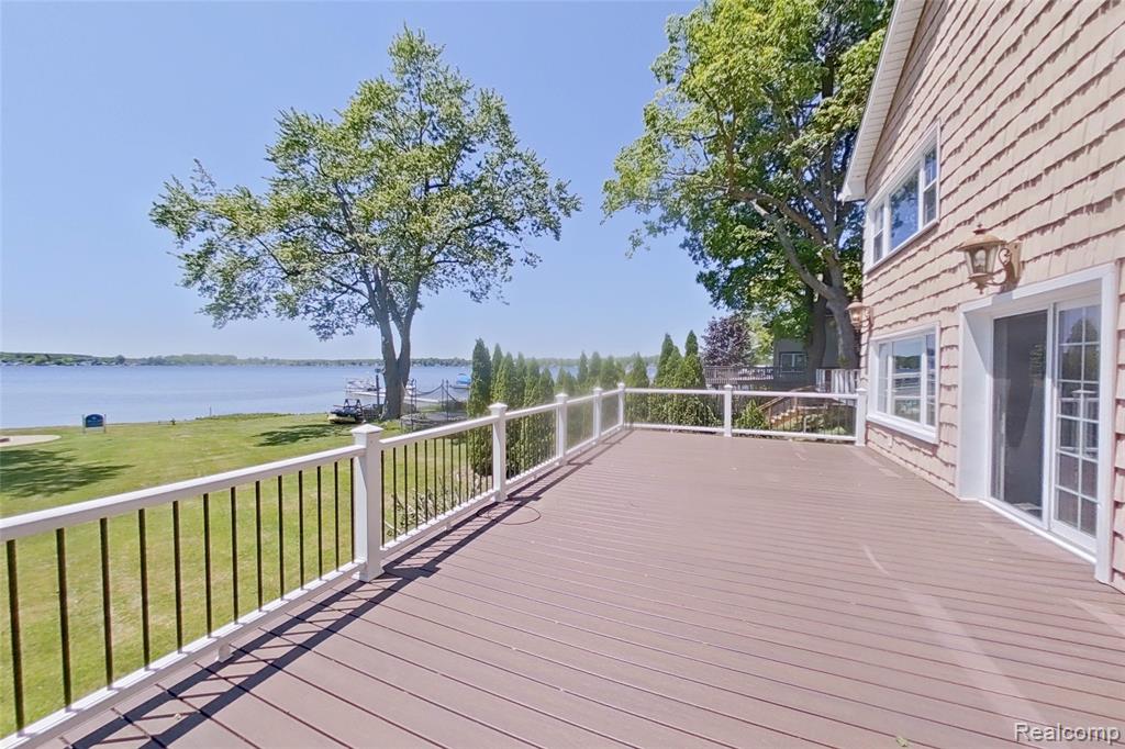 9619 Portage Lake Avenue, Pinckney, MI 48169 — Photo 23