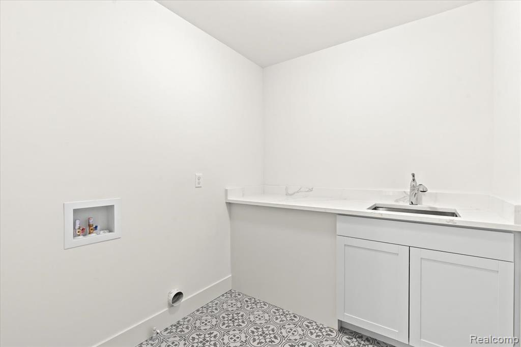 5179 WIMBLEDON Circle, Ann Arbor, MI 48108 — Photo 36