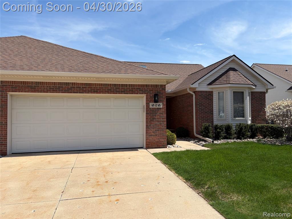 676 Snowbird Circle W, St. Clair, MI 48079 — front exterior