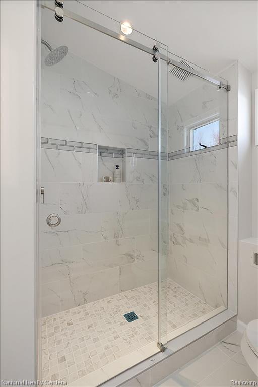 1938 Beverly Street, Keego Harbor, MI 48320 — Photo 49