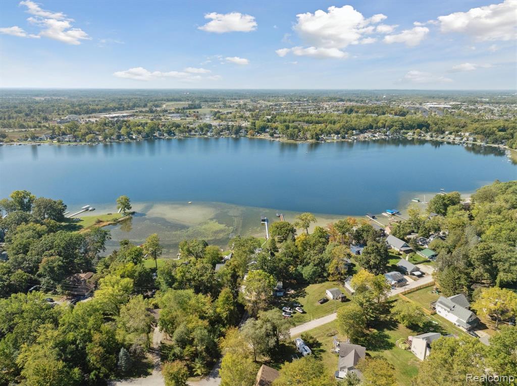 600 Black Oaks Trail, Howell, MI 48843 — Photo 62