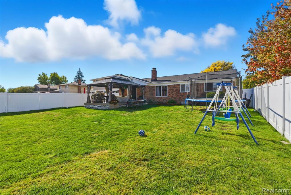 6158 Stonetree Drive, Canton, MI 48187 — Photo 34