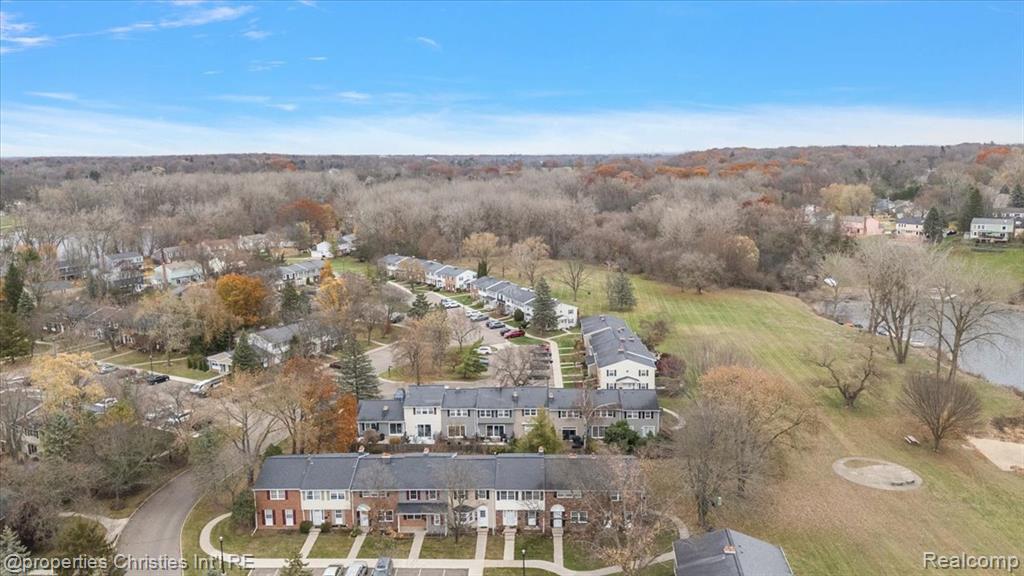 41327 Lagoon Court, Northville, MI 48167 — Photo 47