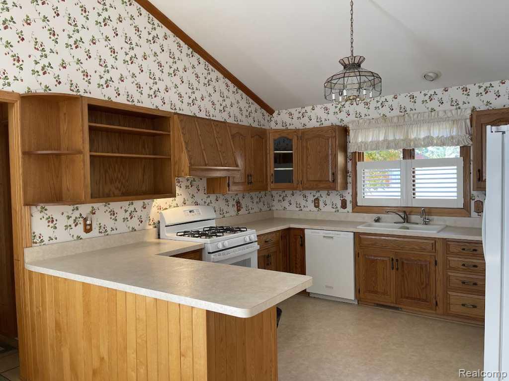 4163 Nancy Drive, Brighton, MI 48114 — Photo 13