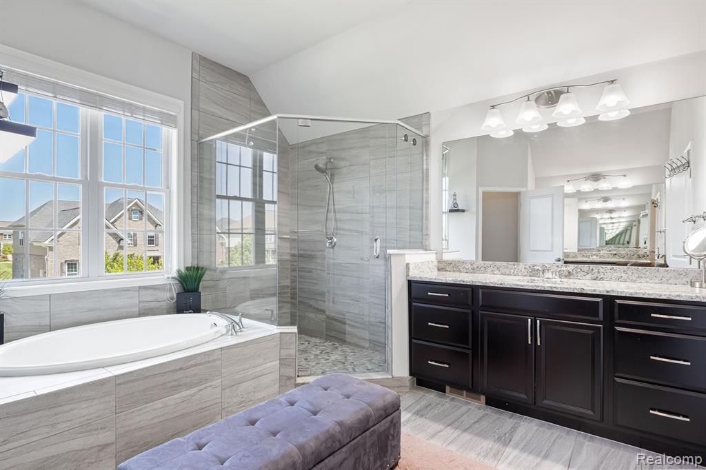 51251 GULFSTREAM PARK Lane, Canton, MI 48188 — Photo 29