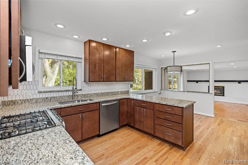 7011 Heather Heath, West Bloomfield, MI — Photo 17