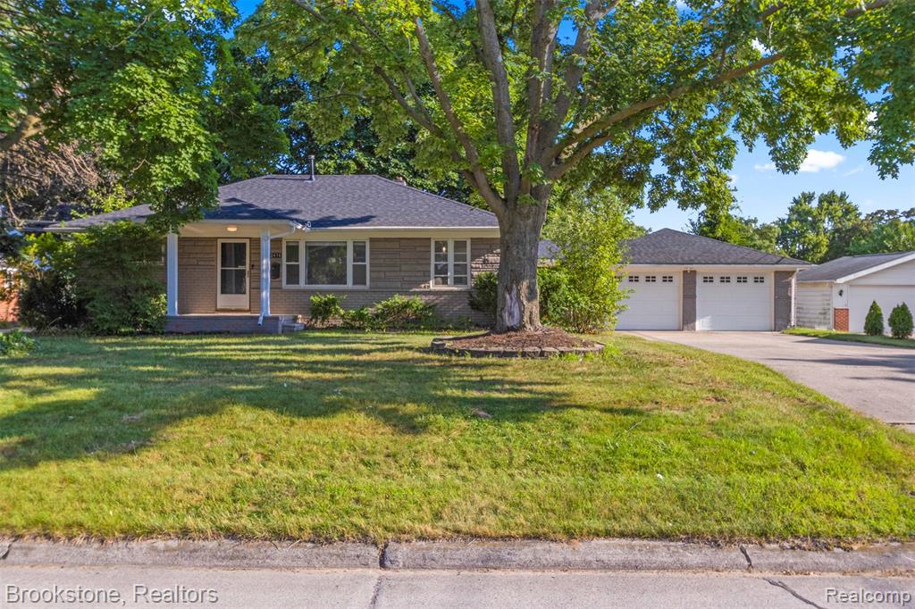 42475 Postiff Avenue, Plymouth, MI 48170 — Photo 2