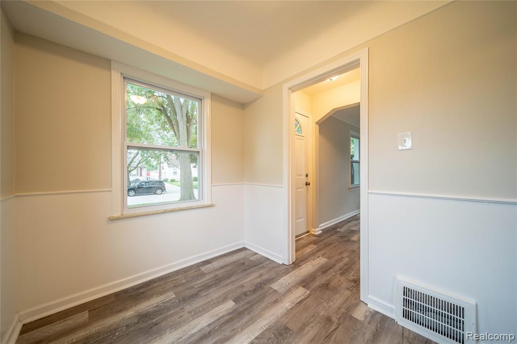 438 Ford Boulevard, Lincoln Park, MI 48146 — Photo 21